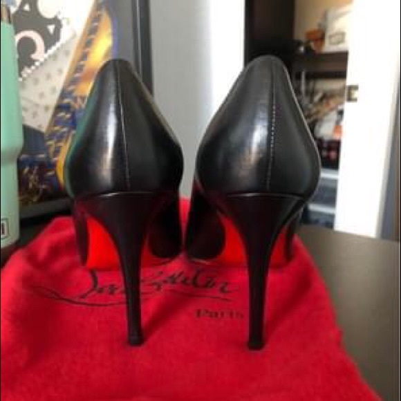 Christian Louboutin Simple Pump sz 37.5 - Picture 1 of 5